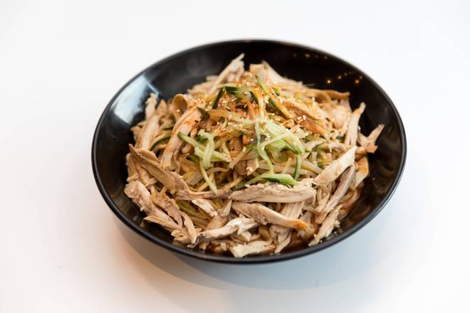 Cold Chicken Noodles with Sesame Sauce / 麻酱鸡丝凉面